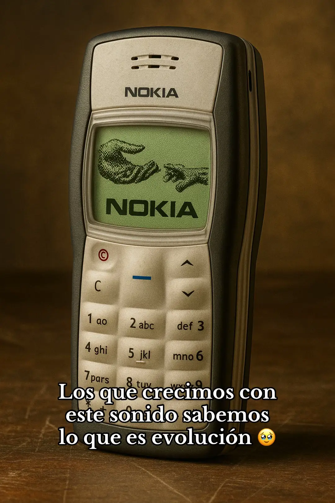 Este teléfono fue el rey de la novedad en teléfonos celulares de la época, una de sus grandes incorporación es fueron los tonos personalizados y los juegos como snake 2 y Space Impact. lanzado en 2003, fue un teléfono icónico, especialmente conocido por su durabilidad y bajo costo, además de sus juegos preinstalados. Lo tuviste o lo usaste?  #desbloqueandorecuerdos #nokia #nokia1100 #celular 