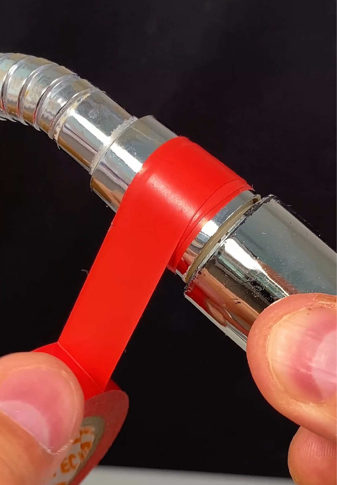 Dieser Trick eines alten Klempners wird sich bestimmt als nützlich erweisen #livehack #tips #DIY 