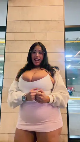 la q esta q? #mexico #baelib #gdl #curvy 