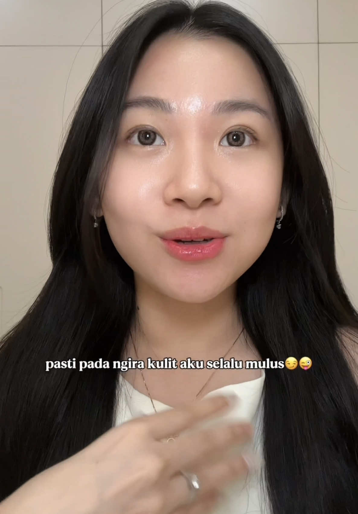 padahal sering struggle juga sama jeriwit & bekasnya!!😩😩 #GlowiesBeauty 
