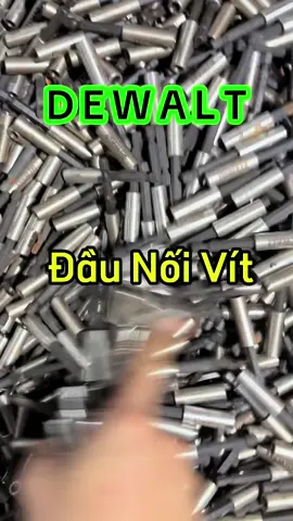 Đầu Nối Vít D E W A L T 76mm Kèm 30 Mũi Vít Lộn Xộn 25mm - Hàng Xịn Taiwan - Chưa Qua Sử Dụng #DIY #cokhi #thợ #noithat #muivit #daunoi #thocokhi #suamaylanh #suacamera 