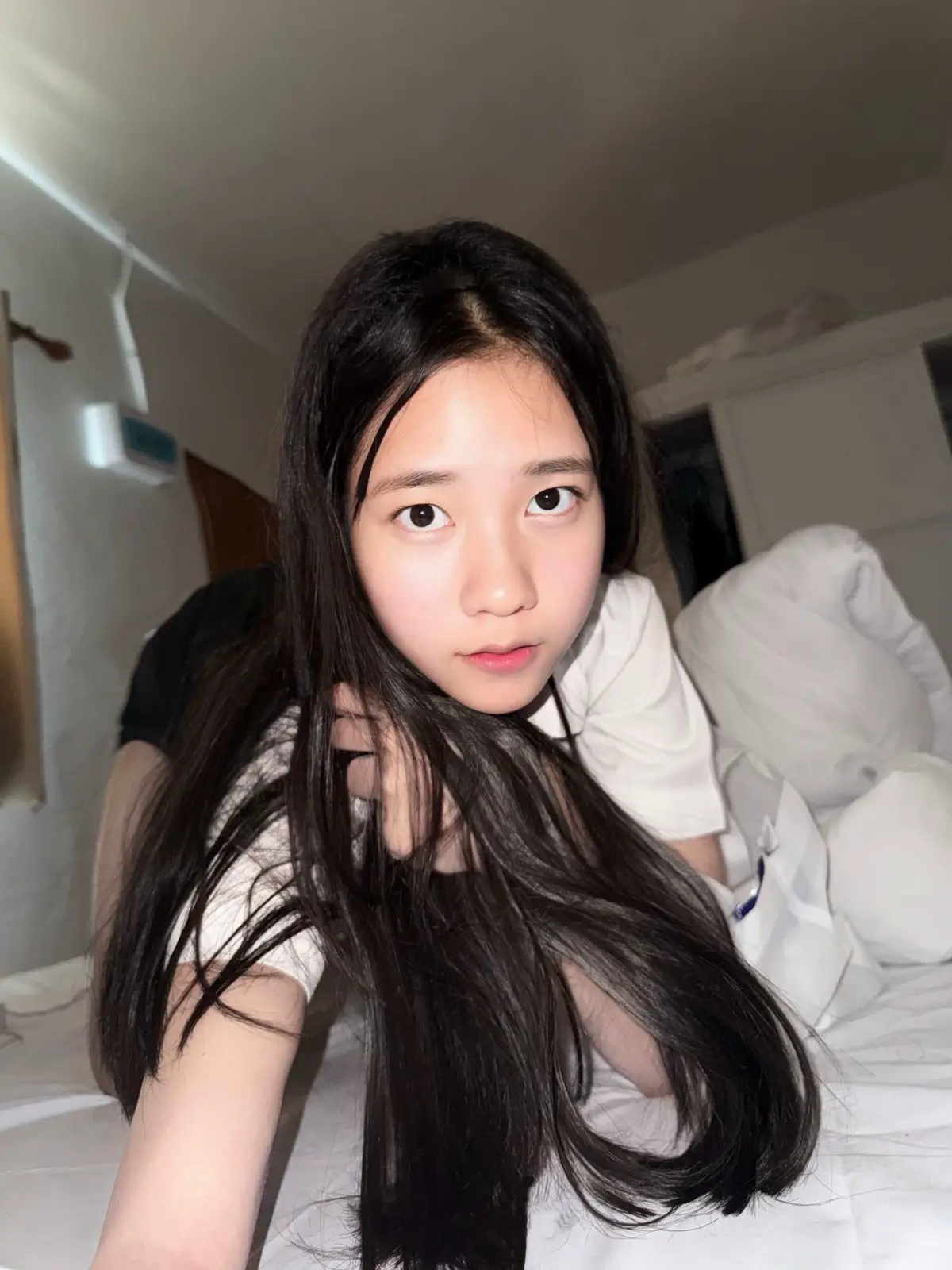 คนละมุมคนละเเบบ
