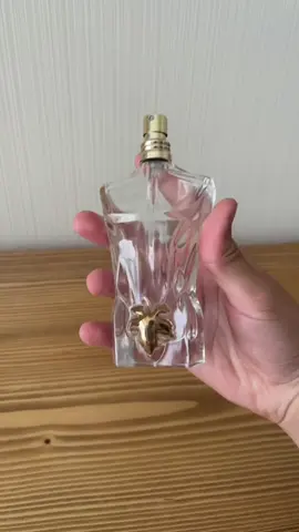 Ölme pepe ölmeee #perfume #fragrance #fragrancetiktok #perfumetiktok #fyp #foryou #keşfet 