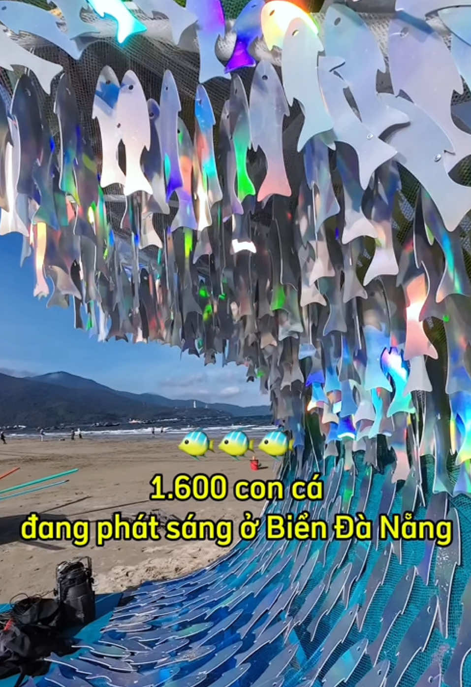 Câu chuyện làng chài đang diễn ra ở biển Đà Nẵng trong khuôn khổ lễ hội Tận Hưởng Đà Nẵng. Lên đồ đi thôi #danang #reviewdanang #dulichdanang #duythichdi #dulich #foryou #biendanang 