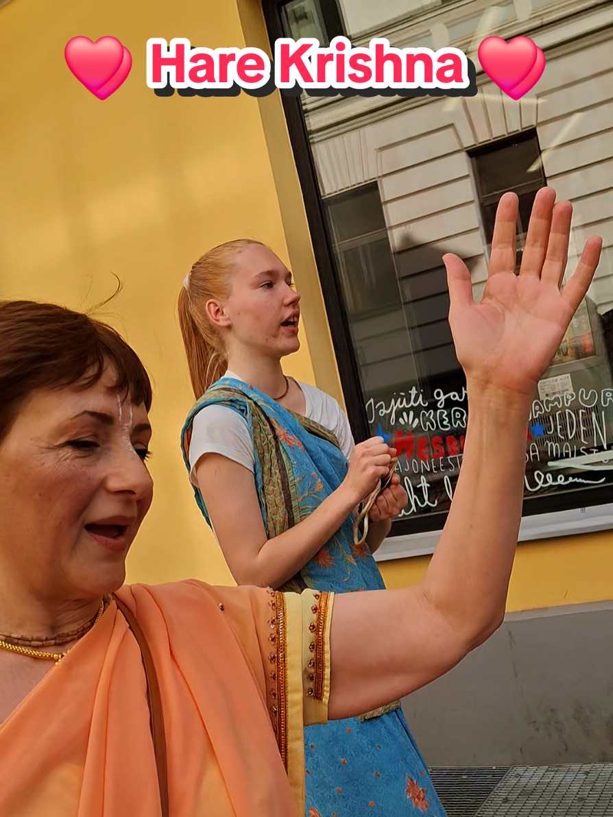 Maha Harinama, chanting of the Holy Names of the Lord in the Old Town of Riga, May 30, 2025. #mahaharinama #latvia #riga #harinama #harekrishna #латвия #рига #махахаринама #харинама #харекришна 