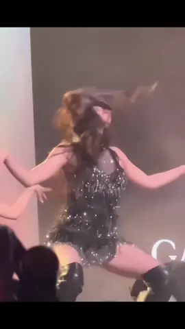 Cháy 🔥🔥🔥🥵#chengxiao #chengxiao程曉 #trinhtieu_chengxiao #trinhtieu #dancer #dance #douyin #nhiet #xhhh 