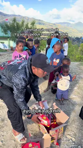 Terimakasih org baik 🙏🙏🙏#papua #soleh #berbagi #fyp #lucu #papuapedalamanpunyacerita #papuaviral #anakanakpapua #papuapegunungan 