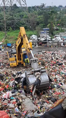 #video #anak #sampah #heboh #viral #operator #fyp #fypシ #depok #beko #excavator #operator_excavator #alatberat #escavator 