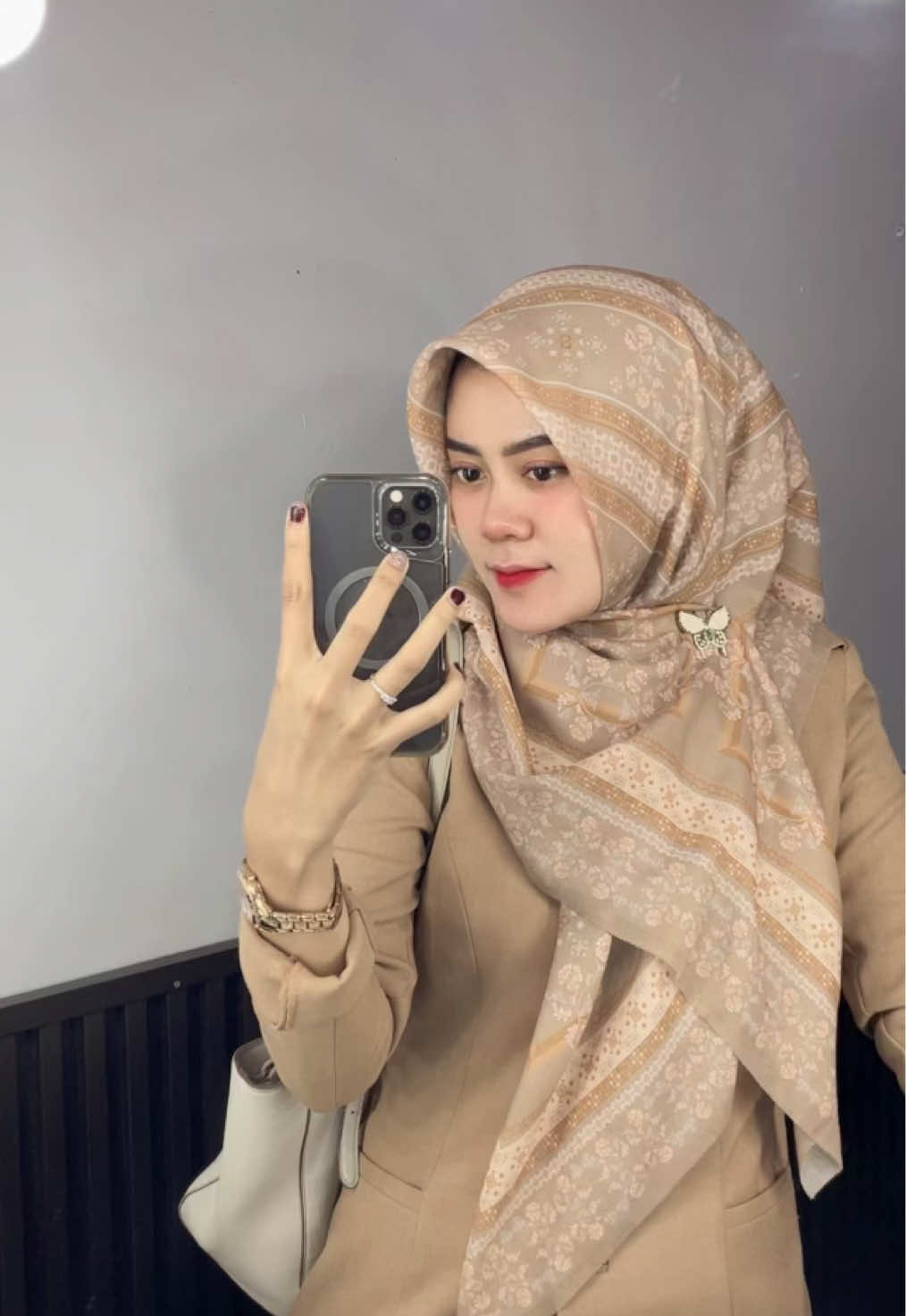 biar papa yg mendidik mentalmu nak🔥😂 #tren #gurugenz #gurumuda #ibugurucantik #bugurucantik #gurusd #tni #tnial #pasanganabdinegara #fyp #fypage #fypp #CapCut #komentator  