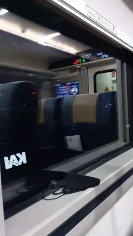 secandu itu naik lodaya malam. #lodaya #lodayanewgeneration #keretaapiindonesia #keretaapikita #fypシ゚ #fypage #fyp 