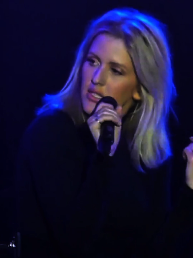 #elliegoulding #fyp #outside 