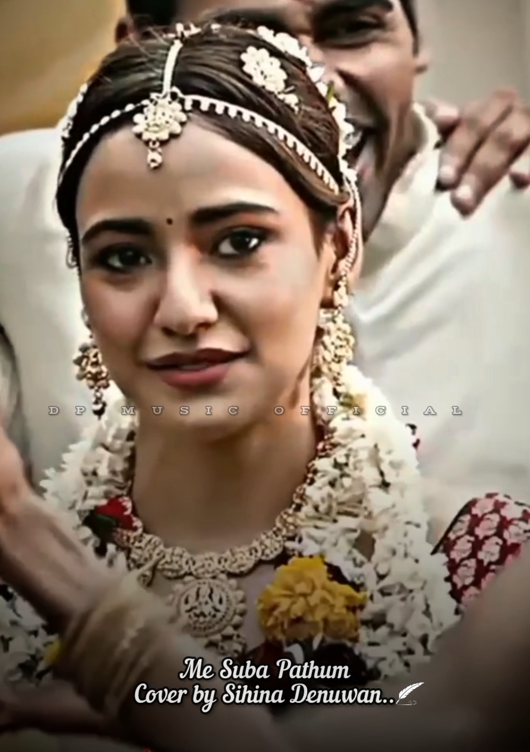 මනමාලී ඔහුගේ පෙම්වතිය මාගේ ඉන්නා තැනක් වේ නම් දෙවියෝ රකීවා..🥺🙏😔 @Sihina Denuwan  #foryou #foryoupage #trending #fyp #tiktok #viral #mesubapathum #chamaraweerasinghe #coversong #sihinadenuwan  #onemillionaudition #lyricsvideo #sinhalasong  #whatsappstatus    #🅳🅿 🅼🆄🆂🅸🅲 🎶 🖤🤍❤️🅻🅸🅺🅴 🅲🅾🅼🅼🅴🅽🆃 & 🆂🅷🅰🆁🅴