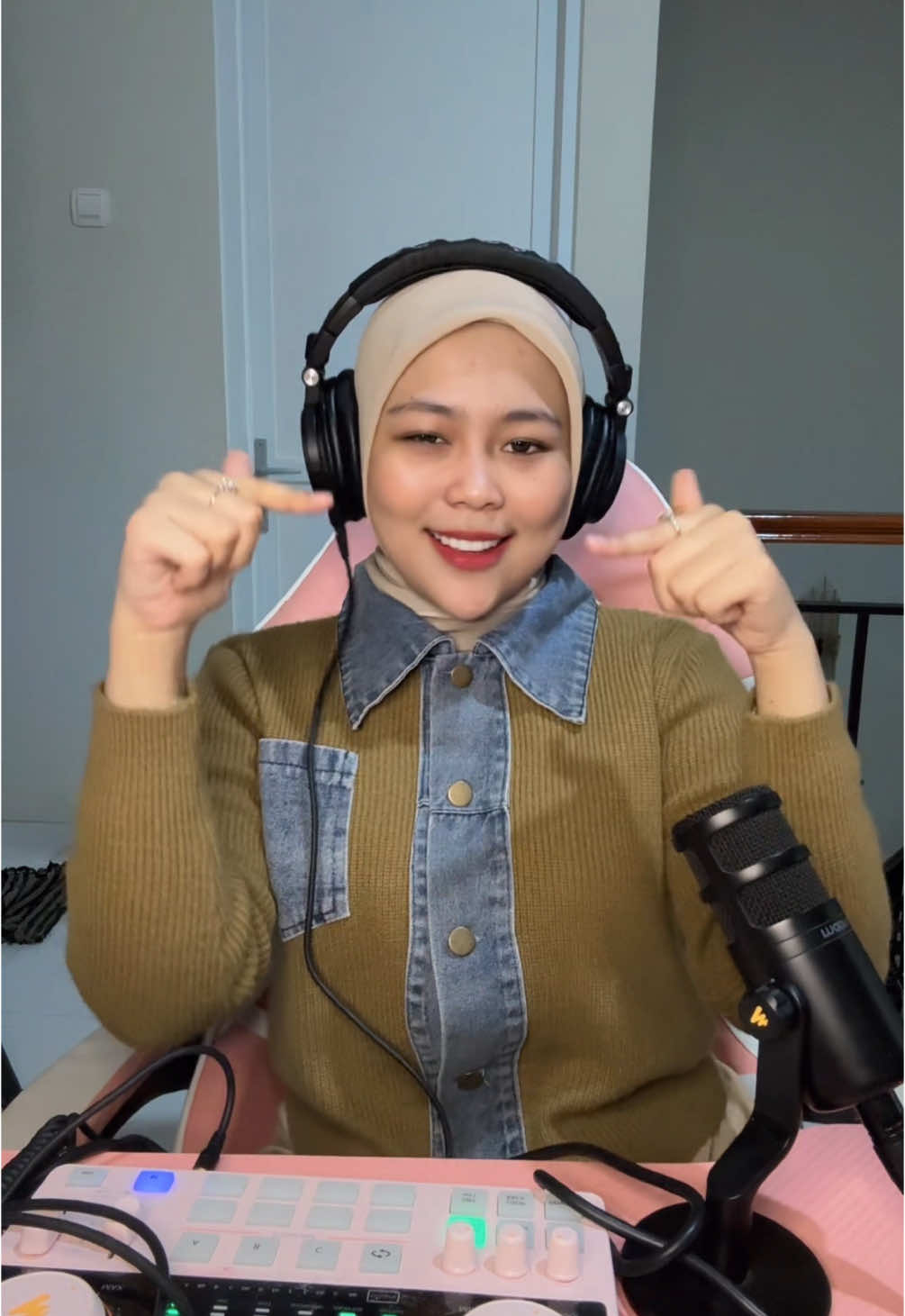 Nih ceppy spill soundcard & microphone yg ceppy pakai live👉🏻
