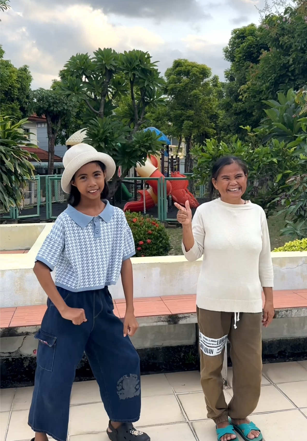 เต้นโววโววค่าา 👯‍♀️ 😄🩵 #น้องฟ้าใส #spd #น้องฟ้าใสเด็กเก็บขยะ 