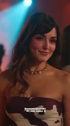 ❤️‍🔥 وتبقى هاندا مفضلتي #handeerçel #handeercel #hande #handemiyy #barişarduç #barisarduc #barişarduc #barusarduş #handebarış #barışarduç #aşkihatirla #aşkıhatırla #askihatirla #güneş #deniz #güneşdeniz #denizgüneş #günden #gunden #günesdeniz #denizgünes #تذكر_الحب #هاندا #باريش_اردوتش #هاندا_ارتشيل 