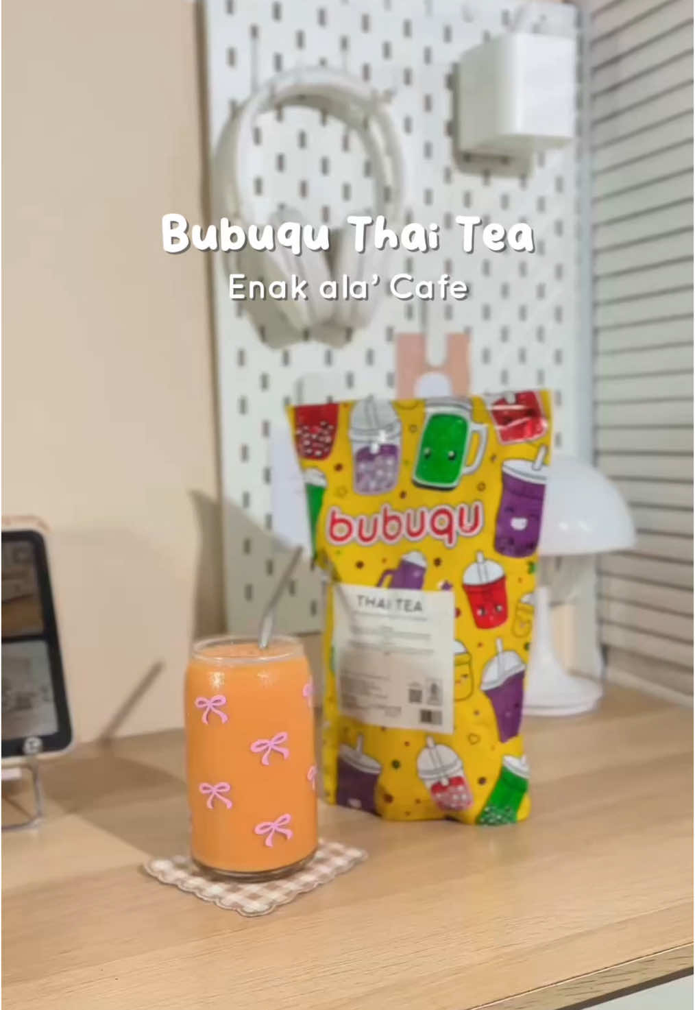 Bikin minuman thai tea ala cafe, praktis banget pake bubuqu, mana ukuran nya gede 1kg, bisa awett sampe bulan depan 🤭😍 #bubuqupowder #bubuqu #minumanviral #thaitea #minumanthaitea #minumankekinian #satukontentiaphari #30harireviewproduk 
