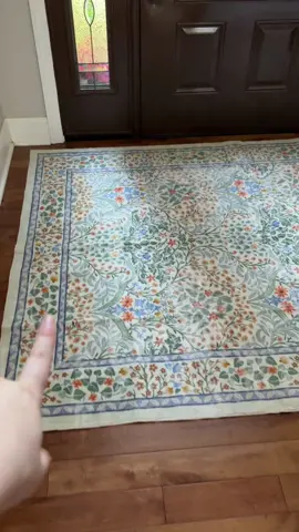 I love these washable rugs #lahome #lahomerugs #washablerug #nonsliprug #ttslevelup #ttsdelightnow #creatorboostcamp #giftguide #toptierjune #dealsforyoudays #seasonalgems #tiktokshoprestock #tiktokshopcreatorpicks #ttsthunderbolt #creatoricons #funinthesun 