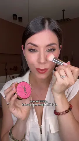 non sei triste… hai solo dimenticato il blush 🪽 @YSL Beauty gift 