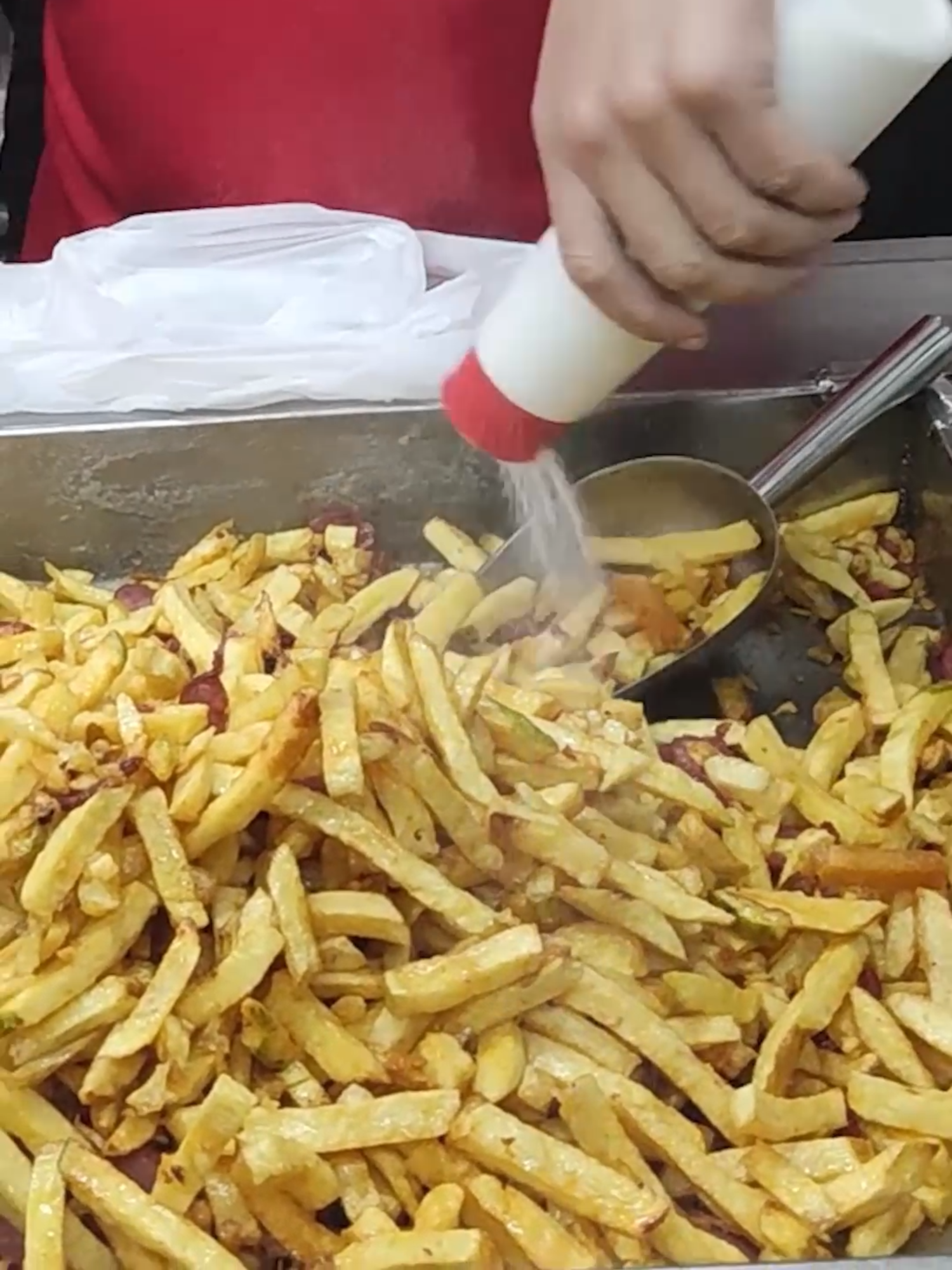 Batata dos Alves em Marechael #dougspider #batatademarechal #batatafrita #comidaderua #madureira #batatafritacomcheddarbacon #fastfoodlife #comidatiktok