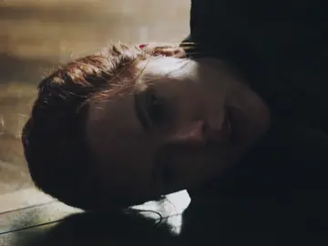 the way Nat looks at yelena proud and happy, yelena resents Nat for leaving her in the red room…THEY WERE JSUT KIDS PLSSS #o6llvlon #promomakanliburan #blackwidow #yelenabelova #natasharomanoff #scarlettjohansson #florencepugh #blackwidowmovie #sad #sadness #redroom #theredroom #marvel #mcu #marvelstudios #radiohead #2021 #edit #boost #trend #fyp #sister #sisterhood #fyp