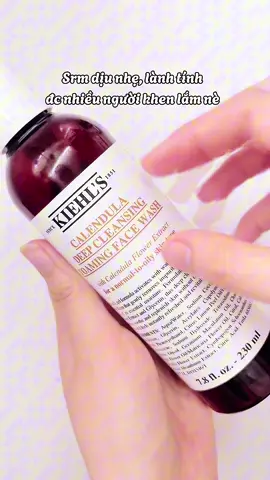 Sữa rữa mặt hoa cúc dịu da 🌼🌼 #kiehls #kiehlsvietnam #suaruamat #skincare #beautytips #xuhuong #review #foryou 