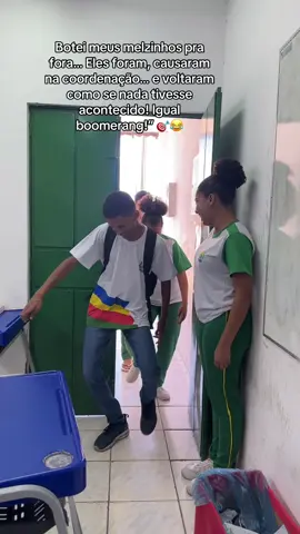 😂😂😂😂#BiologiaDivertida #ChegueiCalma #ForçaNaPeruca 