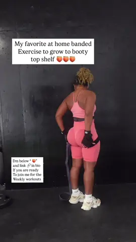 You finally listen me and you started doing this move and you drunk 🍑have not stop growing. Your waist is snatch , you tighs are tone  Life is busy mama trust me , I have been where you are . But when you carve out time for yourself, everything shift , physically and mentally.link in bio to start seeing the real shift .My summer “Core & Curves🍑Beach Bum guide is on  🔥🔥.Turn those notifications so you can sign in and start the workout today 🔥🔥🔥 ✅8 weeks , home&gym beginner friendly  ✅3-5days only ,30-50 min workout.can be done at your own time and schedule, because we all have a busy schedule  ✅we are building healthy relationships with food 🍱, you will get access to meals and recipes based on your goal , nutrition and delicious  ✅plus you will be able to track your daily water 💦 intake, because ladies ….I can’t stress this enough… water is the key to weight loss and debloating  Be the best version of yourself for you and your little one .It starts with you mama .let lead by example.  Early access is now open so claim your spot now link🔗 in bio 😄😉 Summer is now  .Don’t wait to feel you again you can doing .start drooping those inches ,and get back all that confidence again  today .  7 days free on me don’t miss that link 🔗in bio let start now  #pospartum #fupa #bellyfstgone #homeworkout #weightlossjourney #healthymeal #easymeal #glutes #glutesday #liseweight #diastasisrecti #weiglosstransformation 