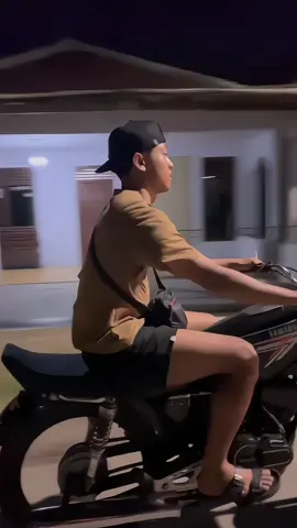 jam malam  @adtyspp @ferdiansyahdwi.com #rxking #2stroketegal #grt18k7031 #rxkingbiangkerok #rxking135cc #fypシ゚ #fypage #rxkingindonesia 