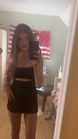 mq waste of an outfit #fakebodyy⚠️ #fypシ゚ 