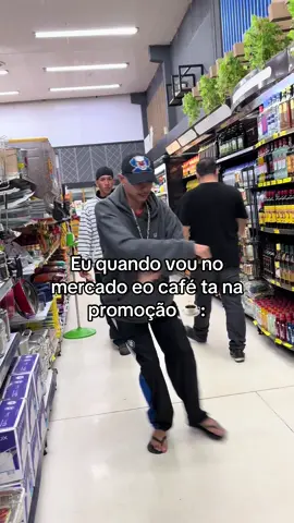 De vez e nunk acontece 😂☕️#sarrinho #dancaeletronica #fyp 