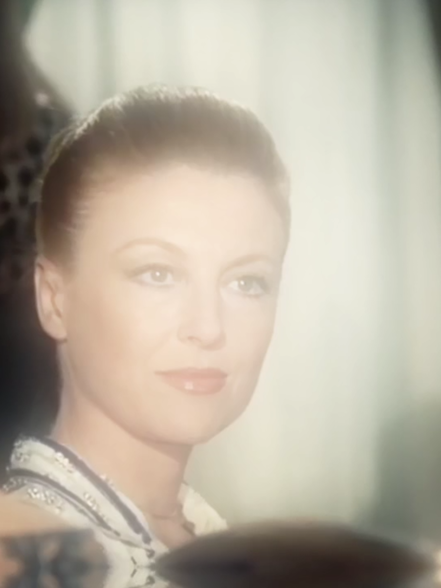 now just look empty #lerempartdesbeguines #thebeguine  #nicolecourcel #anicéealvina #frenchcinema #sapphic #softedits #comfortactress #sapphicedit #oldhollywood #wlw #fybシ #foryou #foryou 