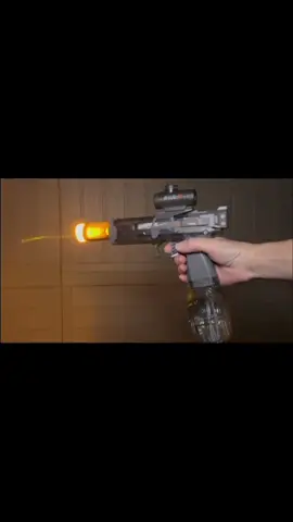 Glow in the dark electric water gun, perfect for the summer time