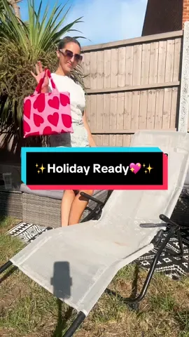 An absolute holiday must have! So handy guys! I just love all the different patterns they do😍 it was soooo hard to decide😆 check them out whilst they’re in the sale!💖 #holidaymusthave #holidaytowel #holiday #holidays #holidayaccessories #towel #towels #beachtowel #beachtowels #TikTokShop #summersale #BingoAkıllıKapsül 