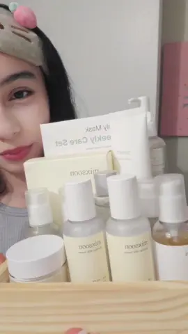 Mixsoon skincare set step by step ♡ #mixsoon #mixsoonbeanessence #mixsoonpartner #fypシ #foryoupage @mixsoon @mixsoon_official @mixsoon_global #mixsoonskincare #mixsoonskincareset_ys #skincareset #koreanskincare #beautyhaul #clearskin #glassskinroutine #glassskinproducts #glassskin #kbeauty #glowingskin #koreanskincareproducts #skincaretipsforyou #mixsoonpartner #sensitiveskincare 