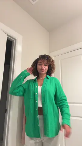 haven’t done a curly side part since quarantine 😭 dc: @Lola #dance #ontopofcars 