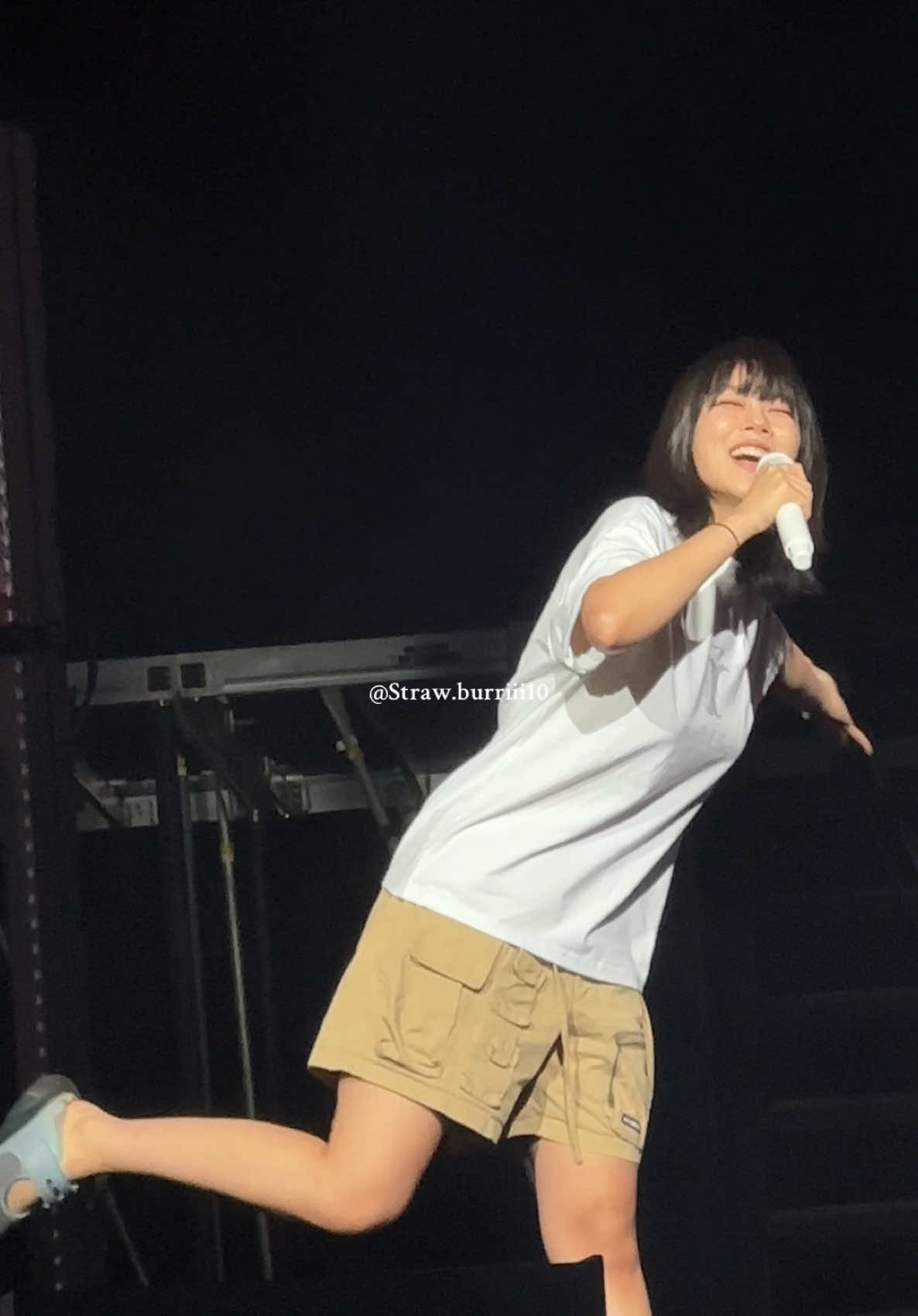 bibi es mexicana 🇲🇽🤍 #비비 #bibi #bibiworldtour2025 #fyp #concert #soundcheck #vip