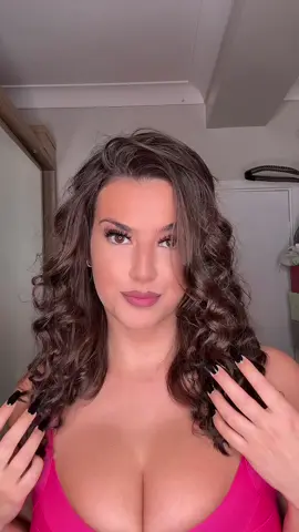 Did y’all miss the curls? 🤔 More curly haired vids? 