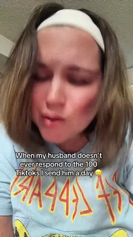 But then has the audacity to ask me to watch tiktoks while he’s scrolling. How about you write a 5 paragraph essay on the tiktoks I’ve sent you first 🙃 #marriagehumor #marriedlife #marriage 