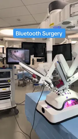 Robotic surgery sim #medical #medicine #robot #surgery #Tech #fyp