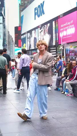 You should be dancing 🤝🔥