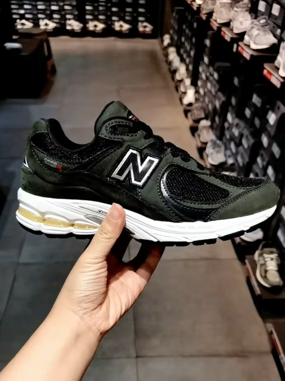 New Balance 2002R Black Grey #newbalance2002r #newbalance #2002r #original #yourpage #youpage 