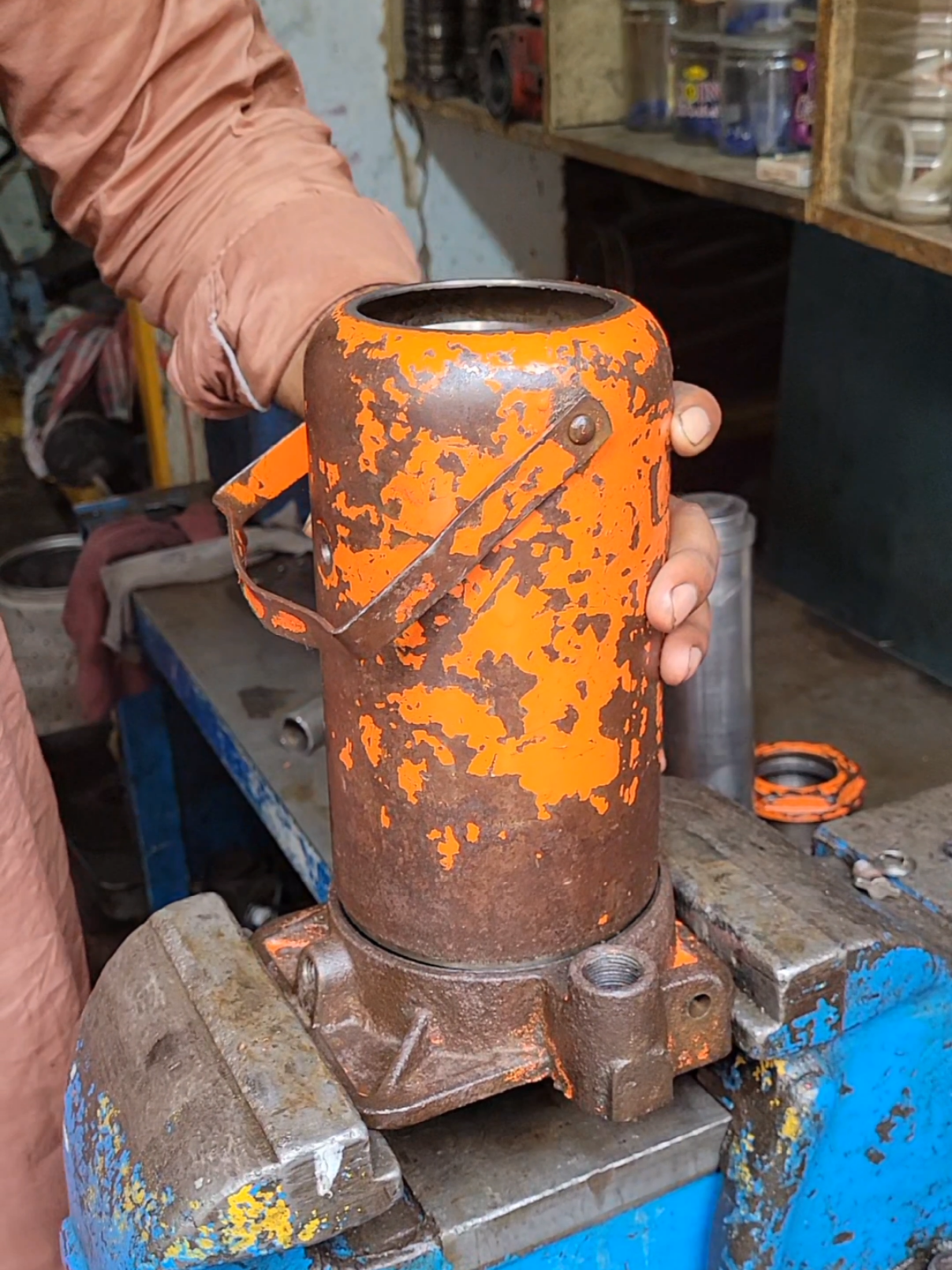 very intersting hydraulic  jack restoration process #fyp #restoration #jack #foruyou #asmr 