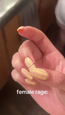 it’s so painful and frustrating. 🥲 #brokennail #femalerage #fyp #fypシ #foryoupage #relatable #girltok 