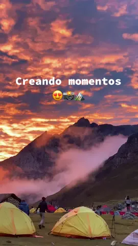 Más que un amanecer 🌅 …. #cordillerahuayhuash #huayhuash #huanuco_perú❤️ #sunrise #amazing #nature #mountains #lovenature #iphone #video #reels 