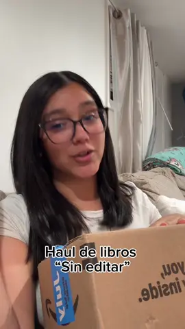 Amooo 😍. #librosnuevos📚📖😍  #unboxinglector #libroslibritos #BookTok #sisoylectora📚 #booklovers📚 #siemprelibross💗💗 #booktokespañol #recomendaciones #booktokerfyp #Tatcha @Amazon 