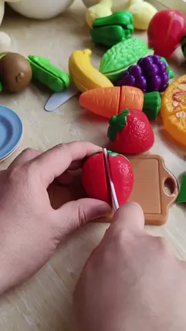Kids Pretend Play Fruit Vegetable Cutting 23Pcs Toys Set Kitchen Cooking Simulated Toys. 