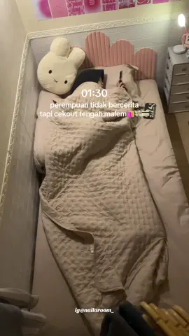 perapa kali sehari cekoutnya guys?🤑#kamaraesthetic #roomdecor #RoomTour #kamardekorasi #fyp 