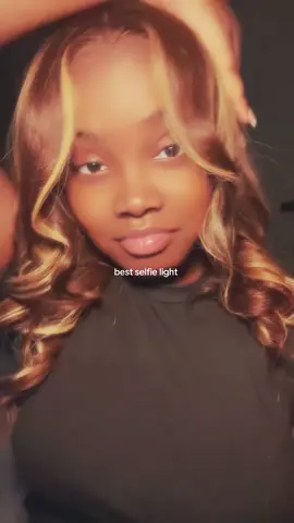 it has 10 different colors ! #fyp #fypシ゚viral #viral #trending #prettygirls #selfielight 