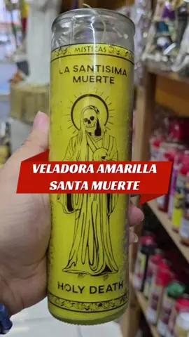 🔆 ¿Quieres atraer prosperidad, éxito y buena suerte a tu vida? Entonces necesitas conocer el poder de la Veladora Amarilla de la Santa Muerte. 💛 Esta poderosa llama se utiliza para abrir caminos, activar el dinero, mejorar tus oportunidades laborales y atraer abundancia a tu hogar o negocio. 💰 Ideal para: ✔️ Emprendedores que inician algo nuevo ✔️ Personas en busca de trabajo ✔️ Quienes desean éxito económico y estabilidad ✨ Cuando la enciendes con fe, decretas que el dinero fluye, los caminos se abren y la prosperidad te acompaña. 🙏 Confía en su luz. Ella no falla. Comenta Prosperidad si crees en su energía 🔁 Comparte este mensaje con fe y bendiciones #SantaMuerteAmarilla #VeladoraDeProsperidad #AbundanciaEspiritual   #AtraerDinero #RitualDeÉxito #SantaMuertePoderosa   #ProsperidadConFe #BotanicaEspiritual #MariaYemaya   #ReelsEspiritual #LuzYFe #VeladoraAmarilla   #FeYAbundancia #TikTokEsoterico #santamuertebendice 