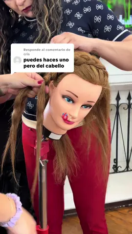 Respuesta a @cris Qué bonito es cuando la vida gira en torno al arte del peinado! En The Makeup Center te acompañamos en cada paso y te ayudamos a convertirte en el profesional del estilismo que siempre soñaste ser. #peinado #peinadoprofesional #hairstyle #beauty #tmc #cursodepeinadoprofesional 